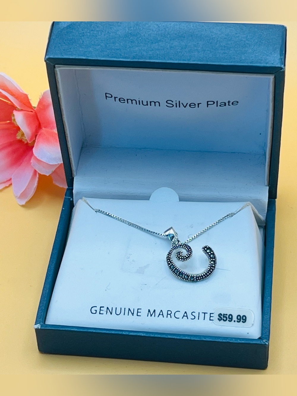 Premium Sliver plated Pendant Necklace with genuine marcasite